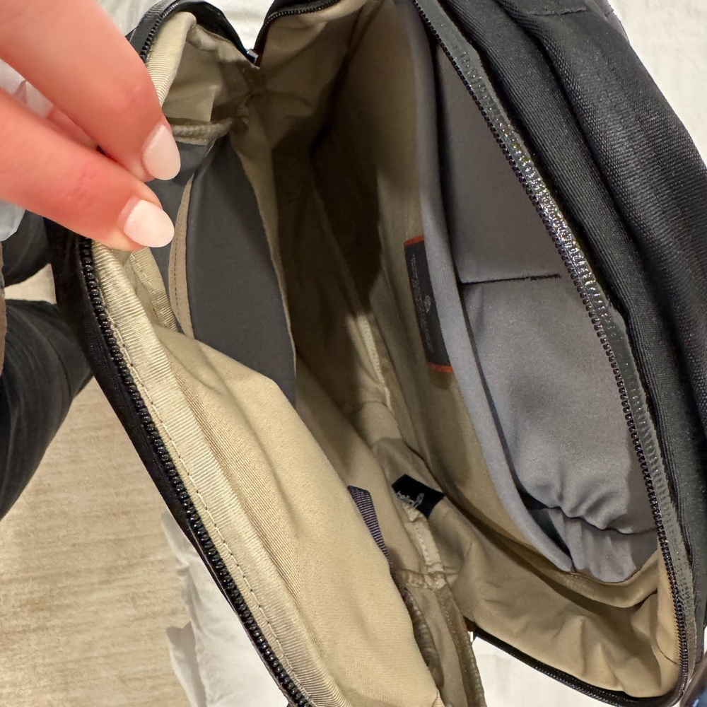 Bellroy Via Backpack - Picture 4 of 6